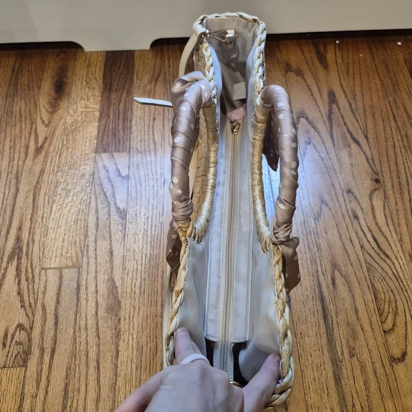 LC Lauren Conrad Half Moon Tote - Picture 3 of 5